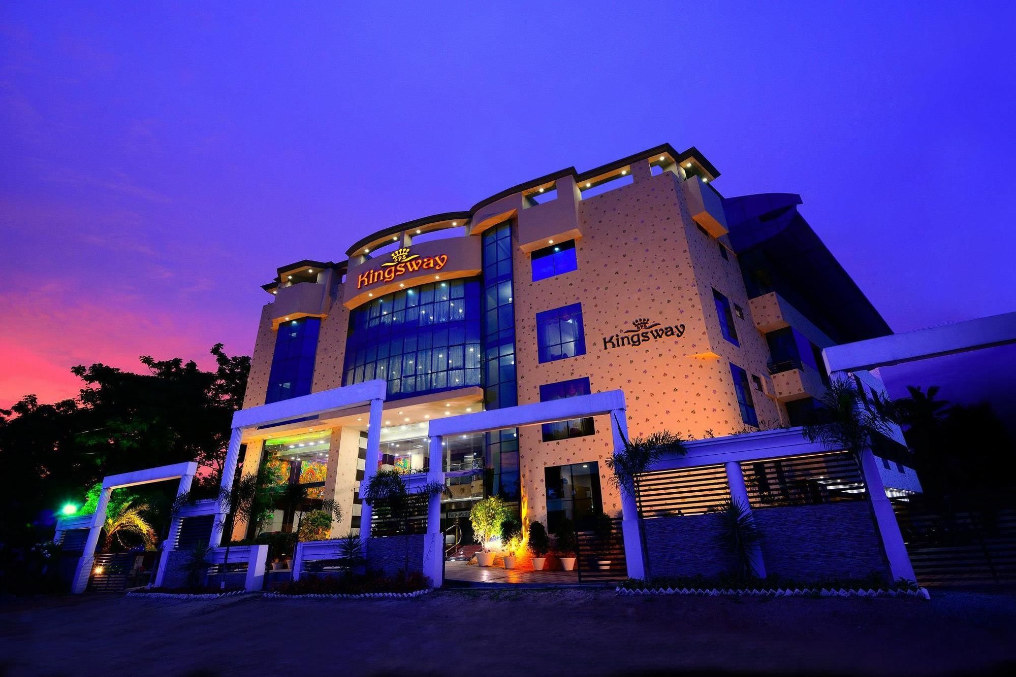 Sps Kings Way Hotel Thiruvananthapuram Exterior foto